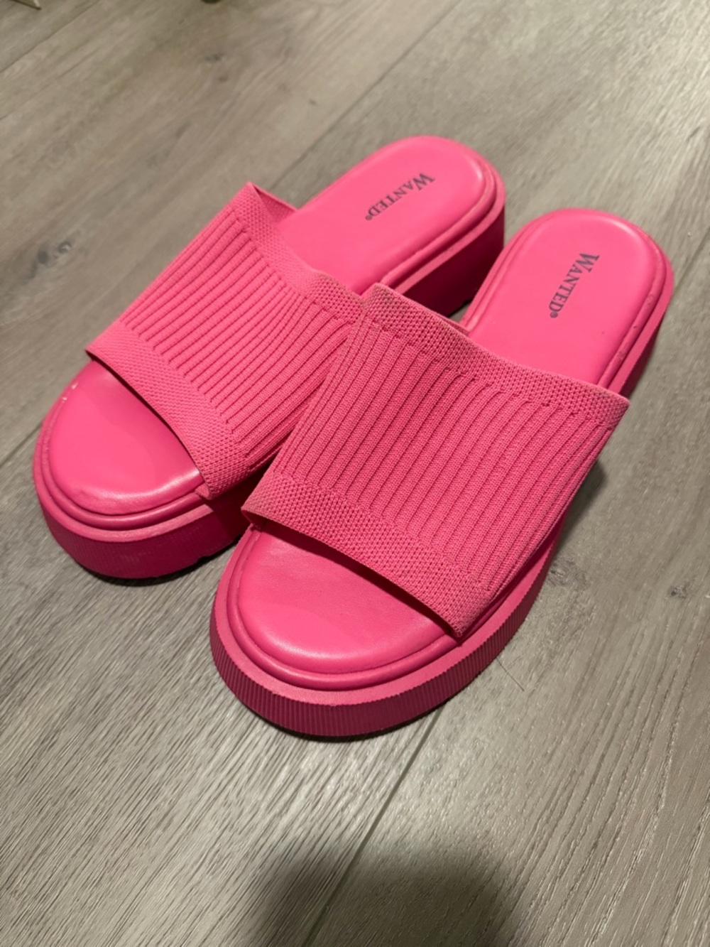 Wanted Hot Pink Ribbed Platform Slide Sandals